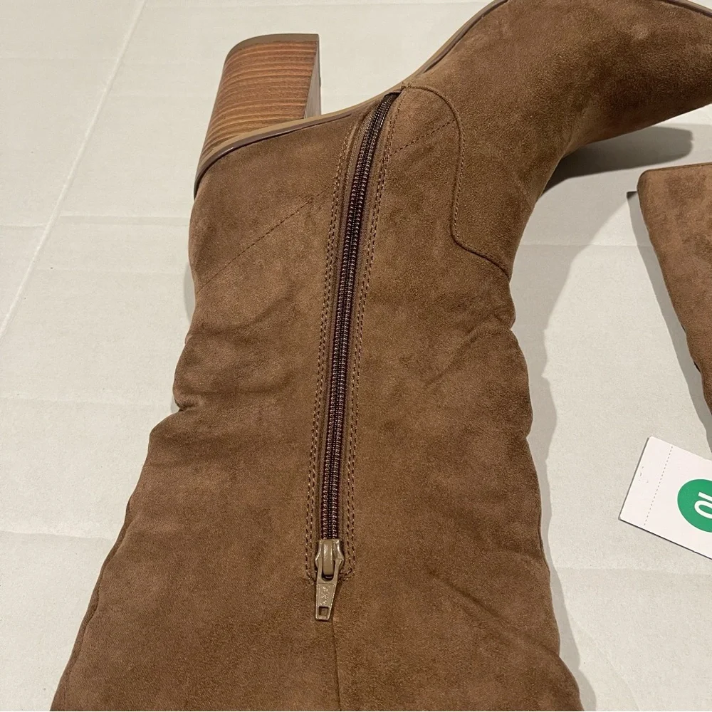 Universal Thread Faux Suede Taupe Women’s Size 10 Junie Tall Boots Fall NWT